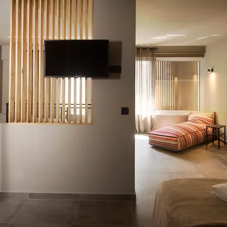 Apertura Minima Living Space Next To Sea Kalamata Exterior foto