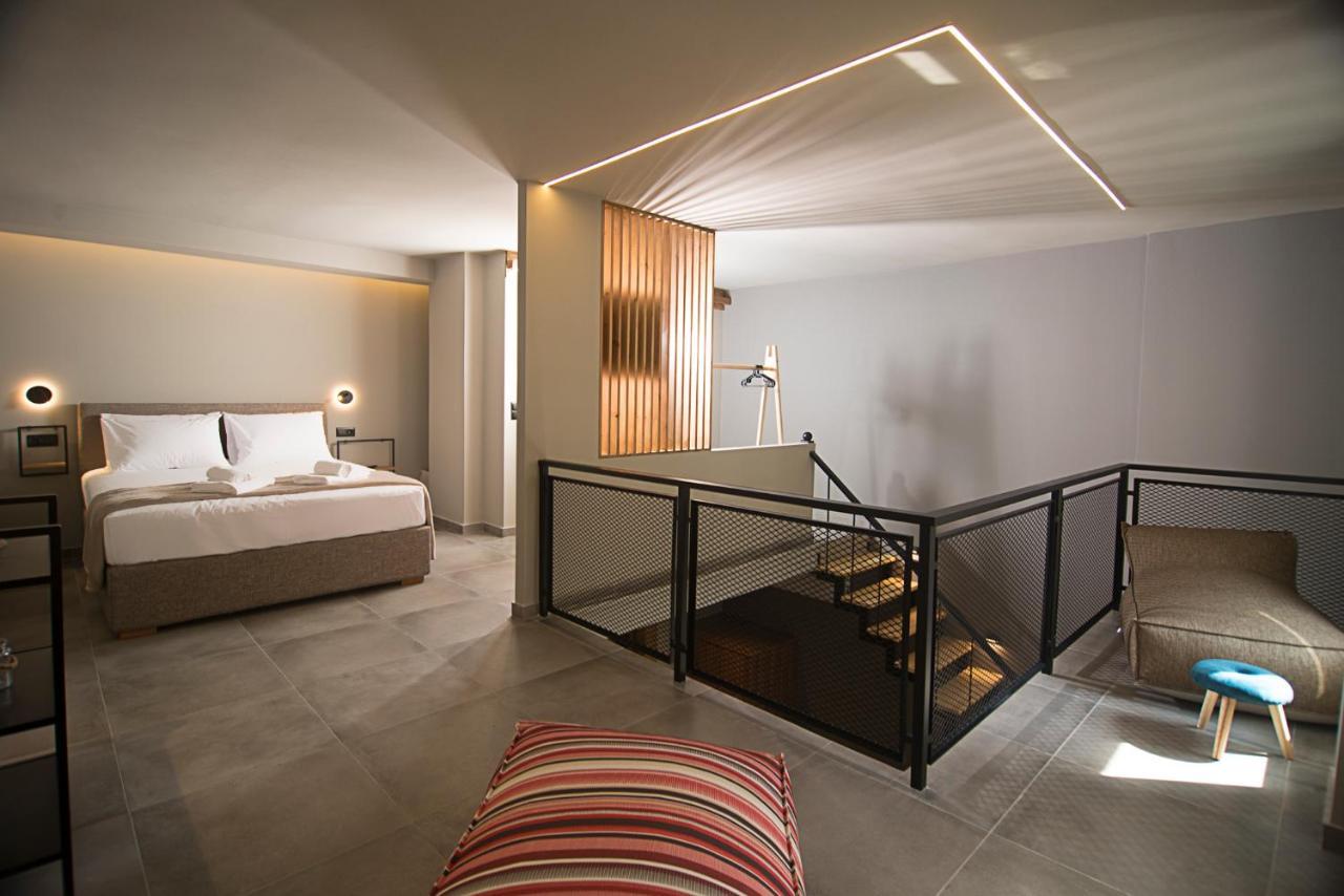 Apertura Minima Living Space Next To Sea Apartment Kalamata