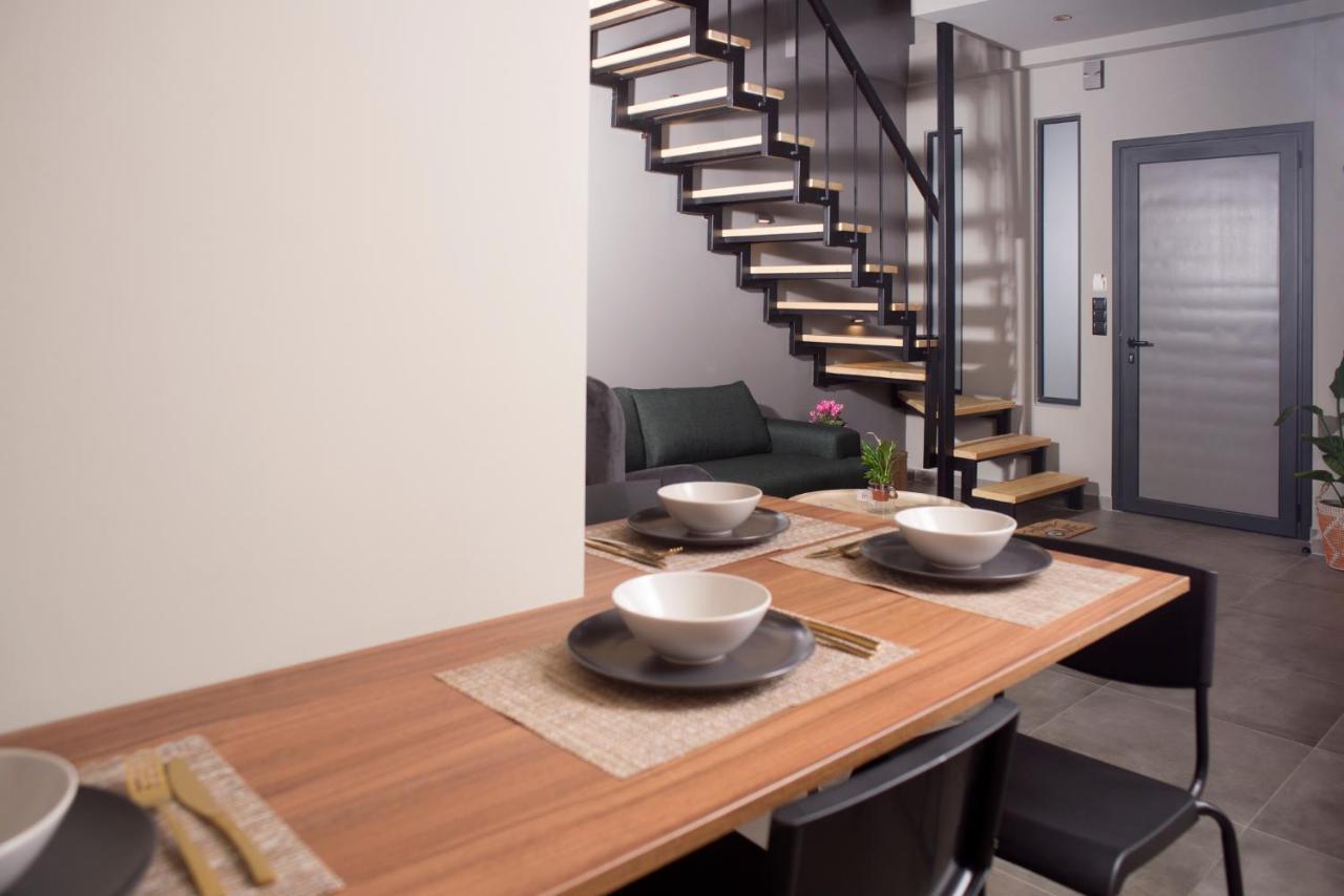 Apartment Apertura Minima Living Space Next To Sea Kalamata