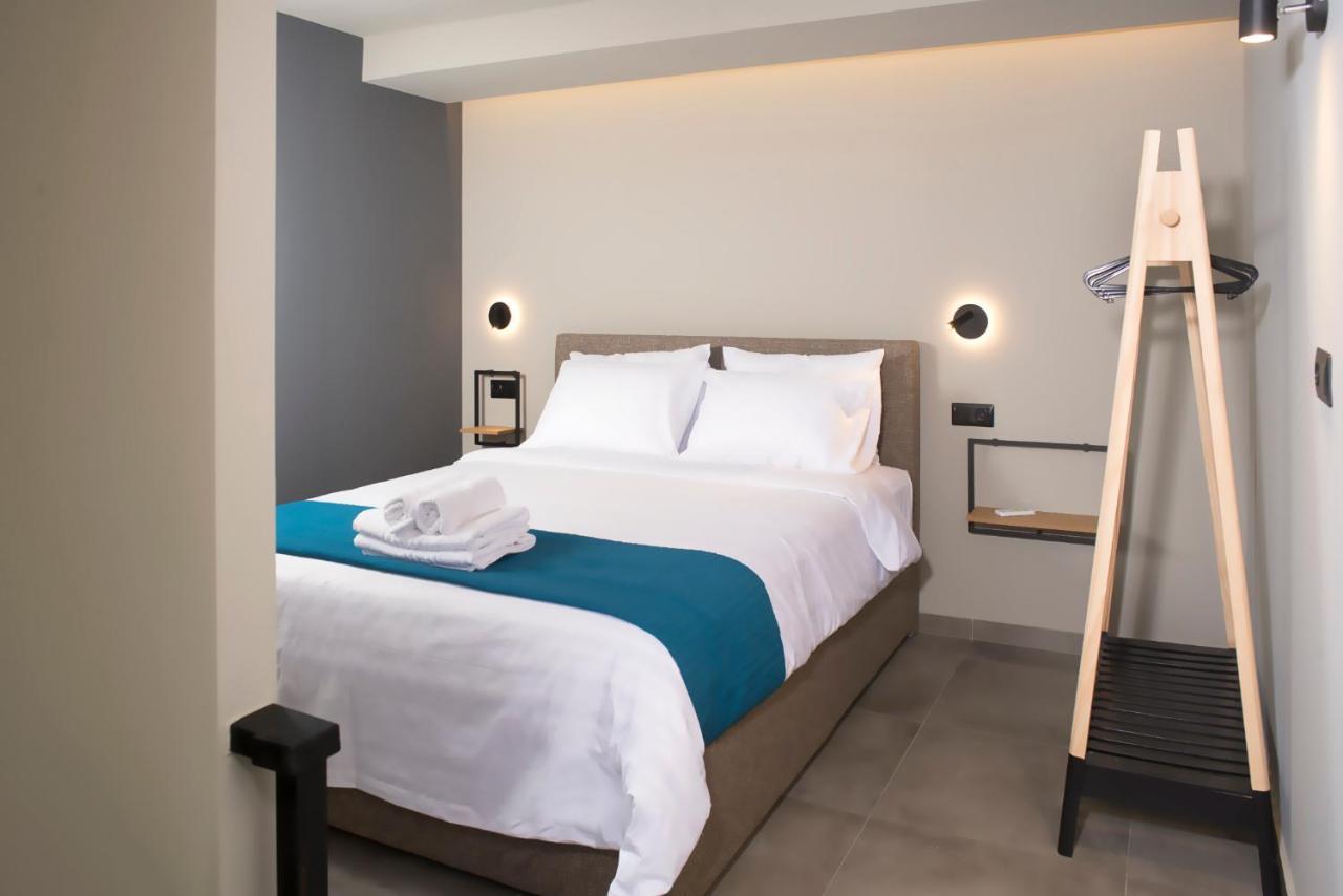 Apertura Minima Living Space Next To Sea