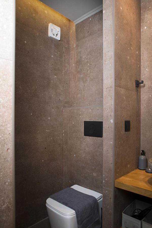 Apertura Minima Living Space Next To Sea Kalamata