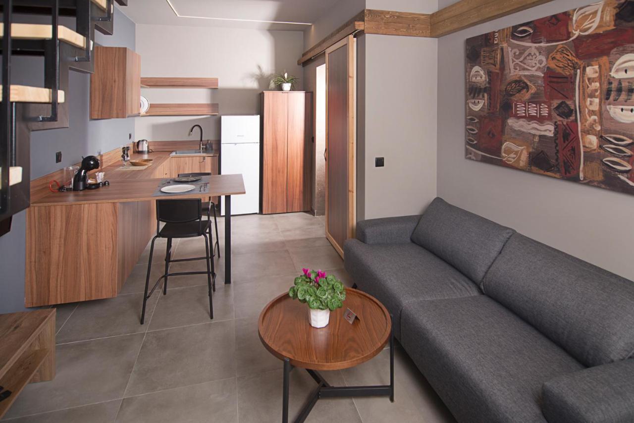 Apartment Apertura Minima Living Space Next To Sea *