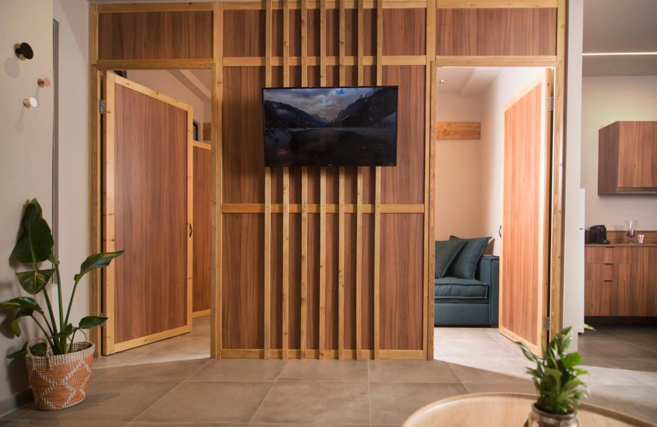 Apertura Minima Living Space Next To Sea Apartment